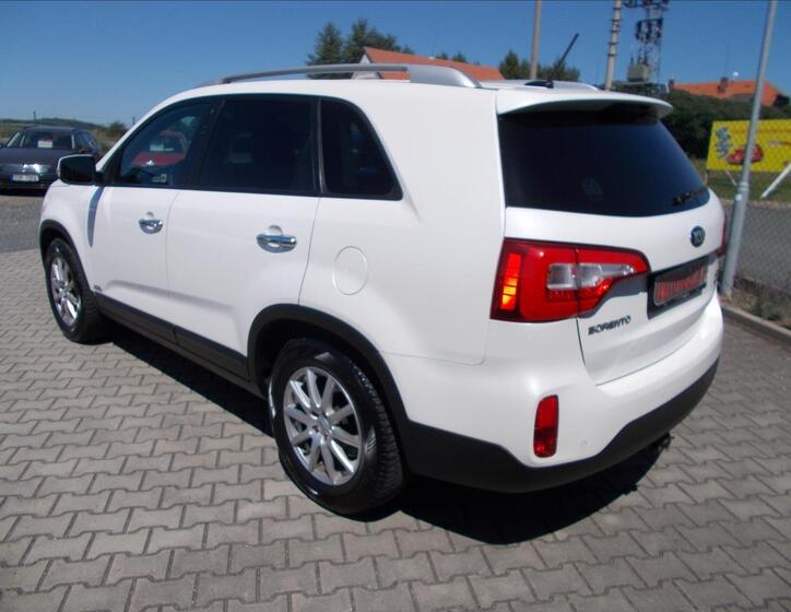 KIA Sorento 12