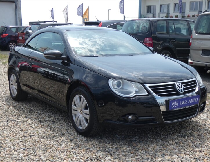 Volkswagen EOS 3