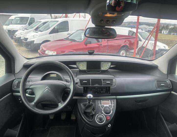 Citroën C8 15