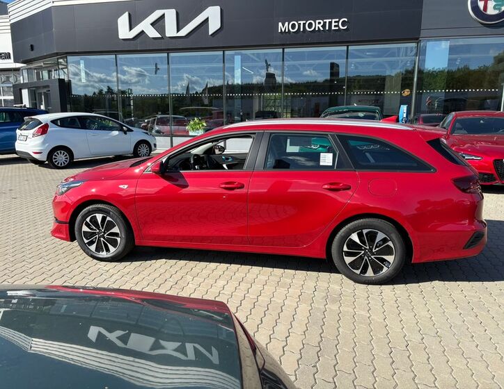 KIA Ceed 4