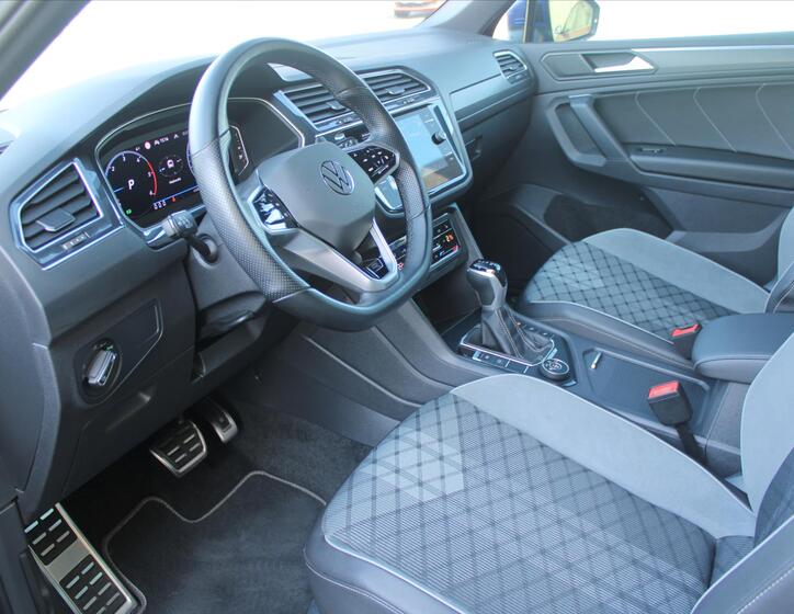Volkswagen Tiguan 8