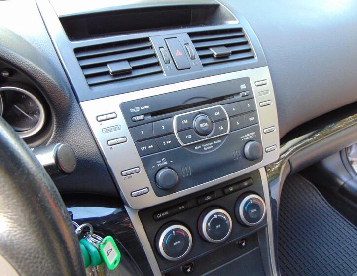 Mazda 6 11