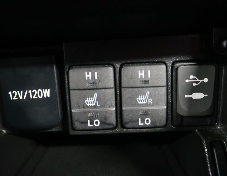 Toyota Auris 34