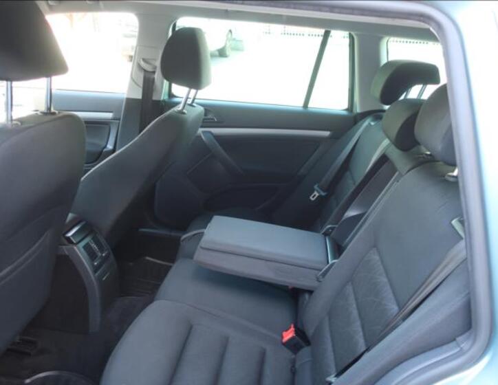 Škoda Octavia 14