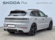 Porsche Cayenne 2