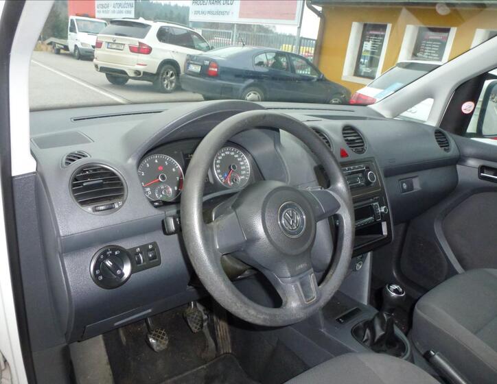 Volkswagen Caddy 11
