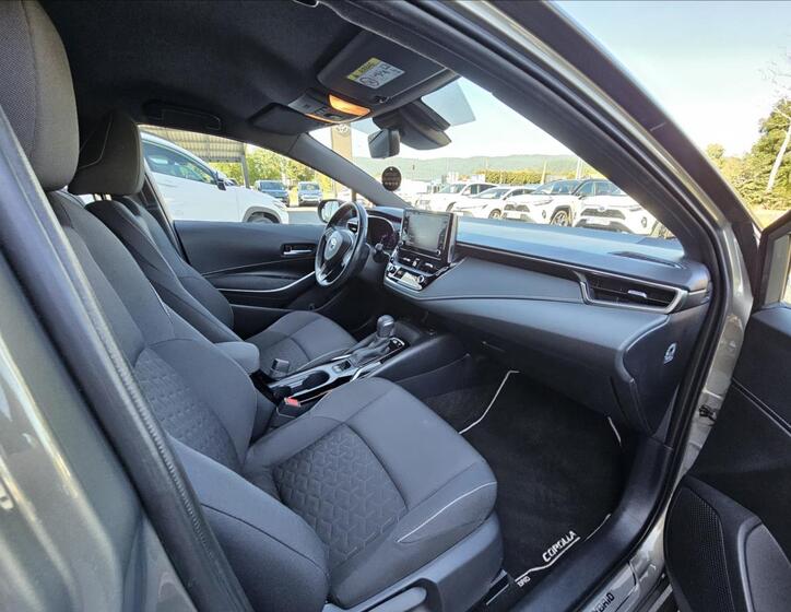Toyota Corolla 13