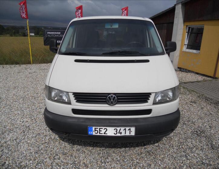 Volkswagen Caravelle 2