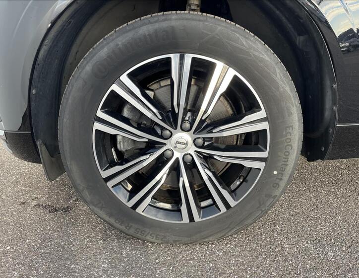 Volvo XC60 27
