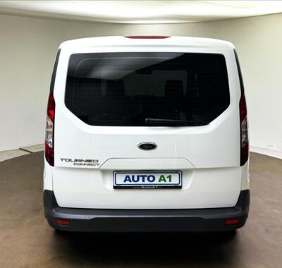 Ford Tourneo Connect 5