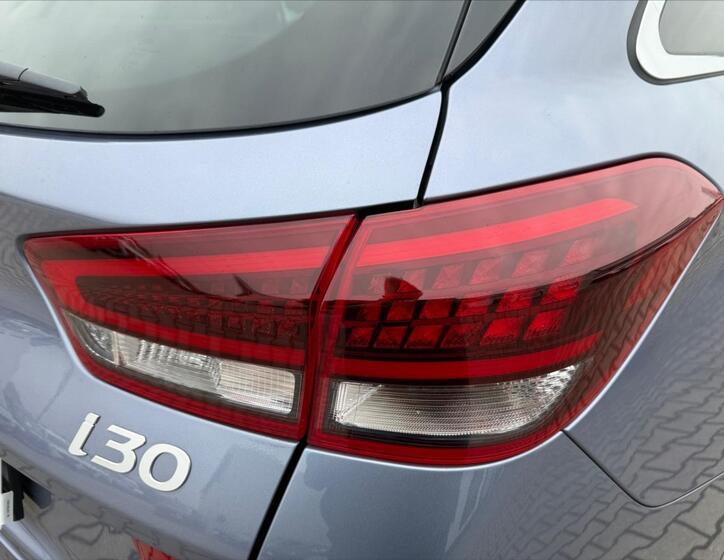 Hyundai i30 12