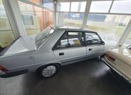 Peugeot 305 6