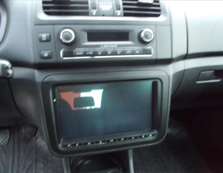 Škoda Roomster 22