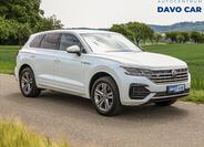 Volkswagen Touareg 1