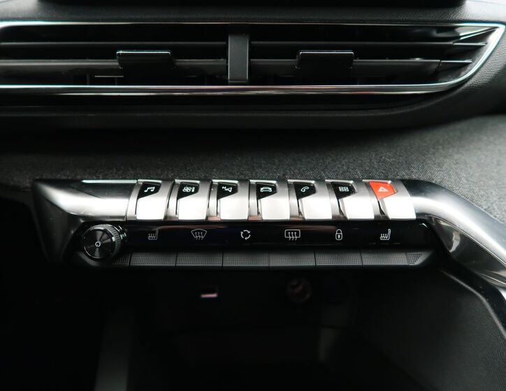 Peugeot 3008 18