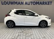 Toyota Yaris 16