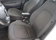 Hyundai i10 9