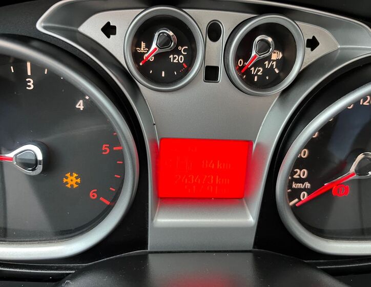 Ford Kuga 7