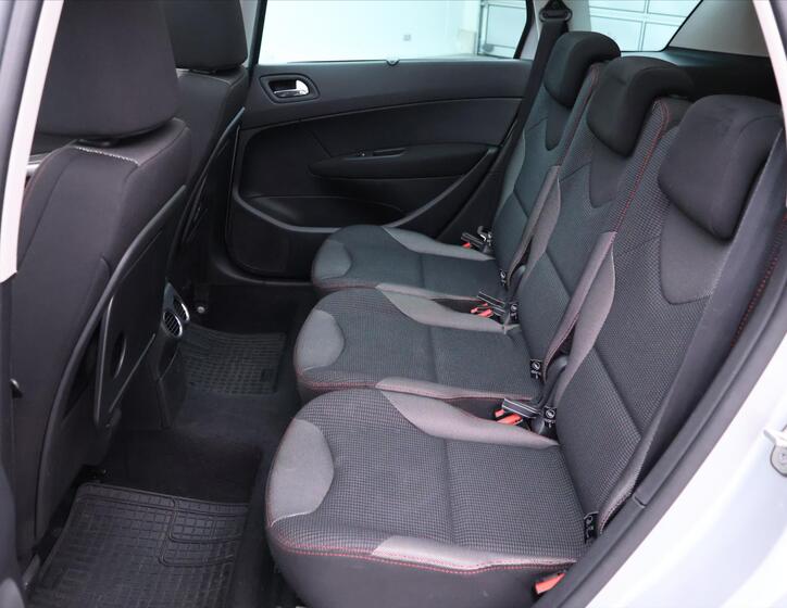 Peugeot 308 15