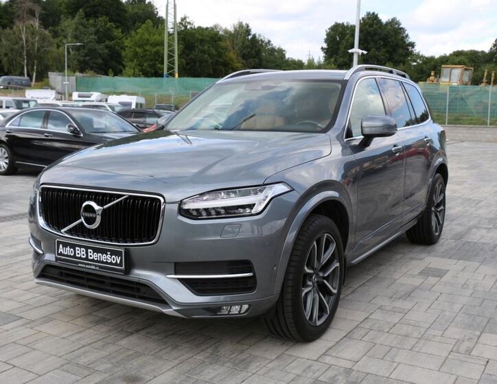 Volvo XC90 2