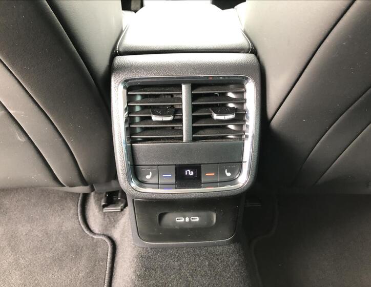 Škoda Octavia 16