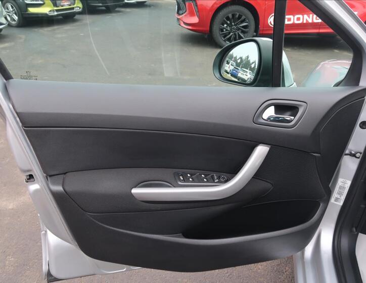 Peugeot 308 19
