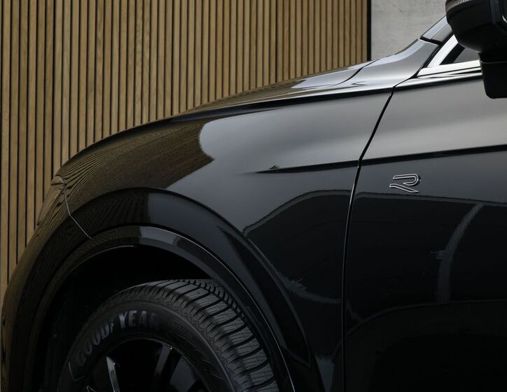 Volkswagen Touareg 11