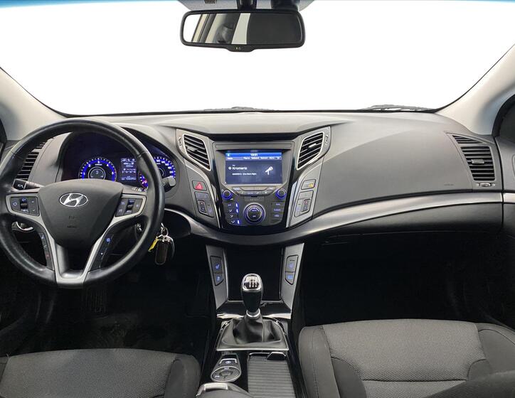 Hyundai i40 9