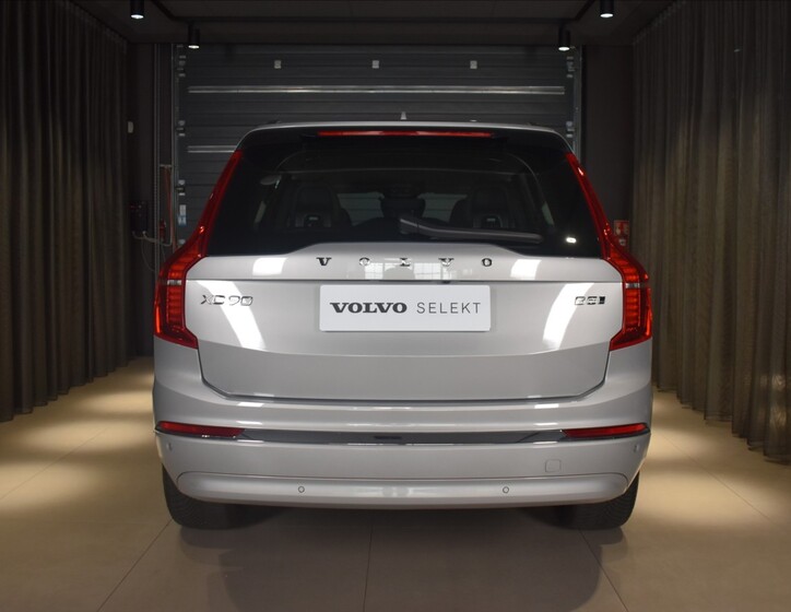 Volvo XC90 5