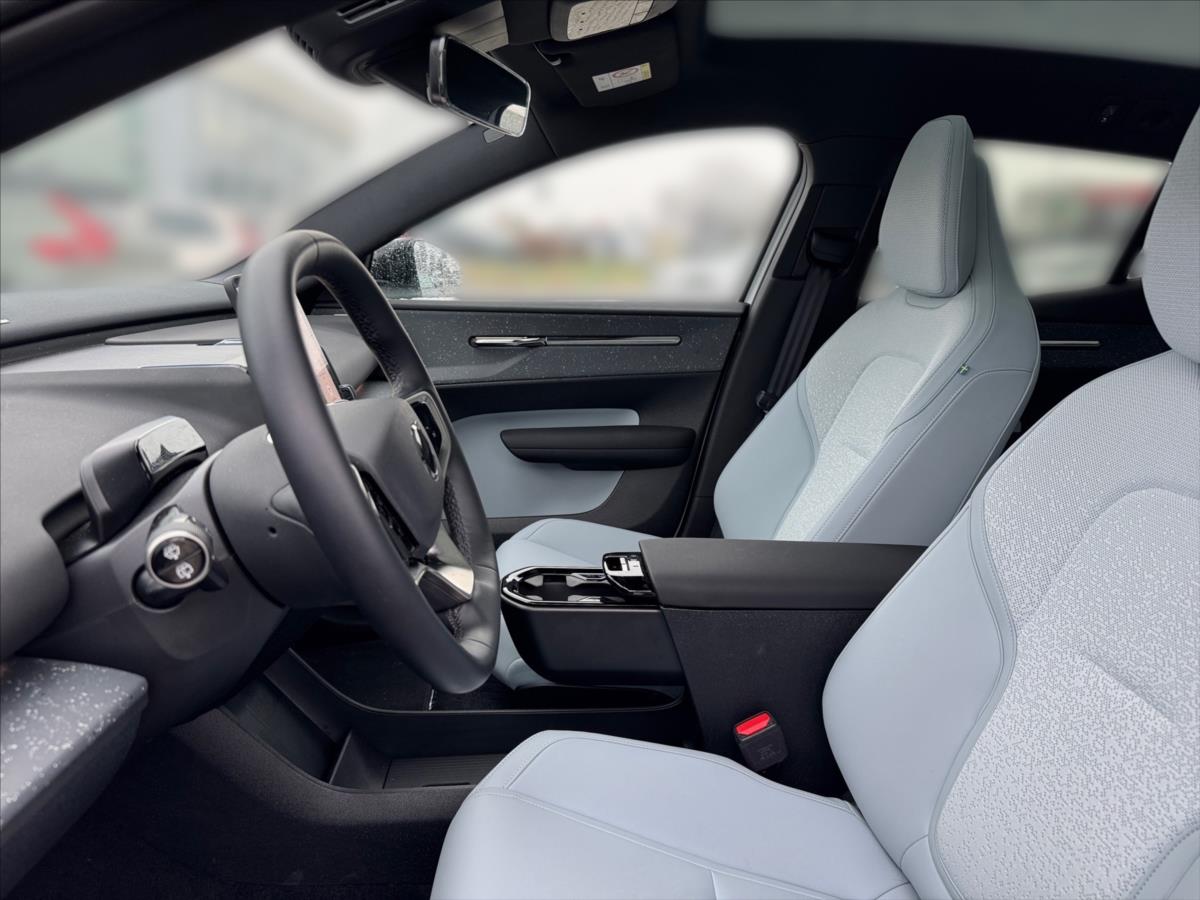 Volvo EX30