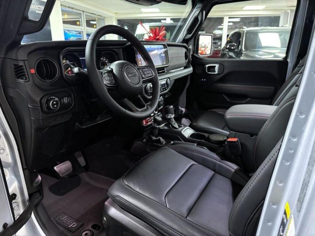 Jeep Wrangler 7