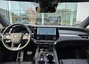 Lexus RX 500h 26