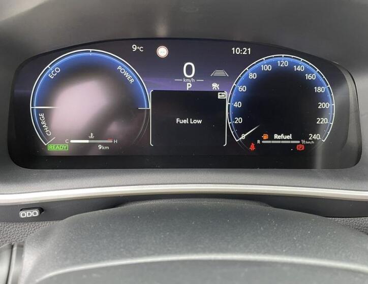 Toyota Corolla Cross 16