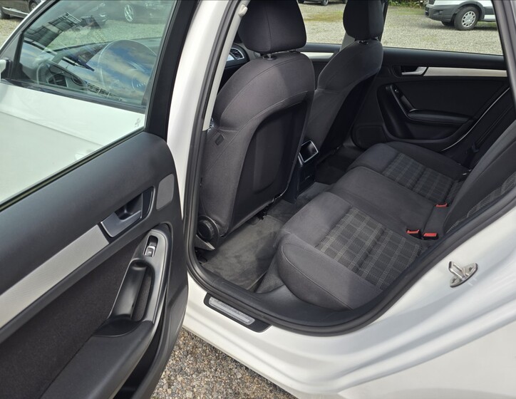 Audi A4 12
