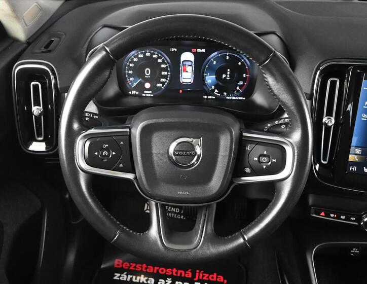 Volvo XC40 16