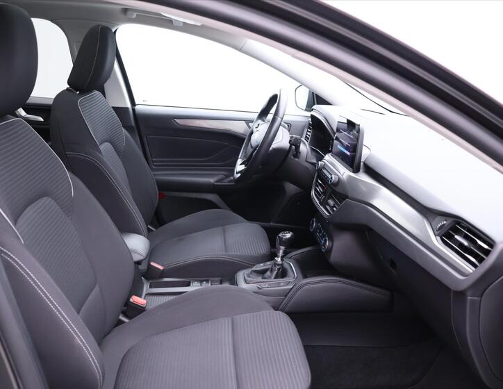 Ford Focus 12