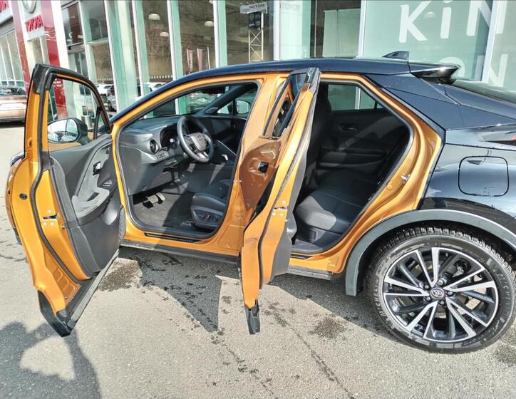 Toyota C-HR 5