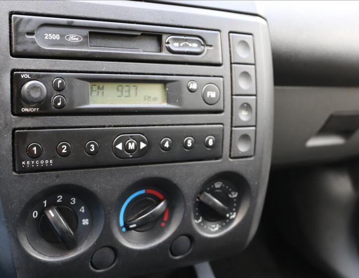 Ford Fiesta 15