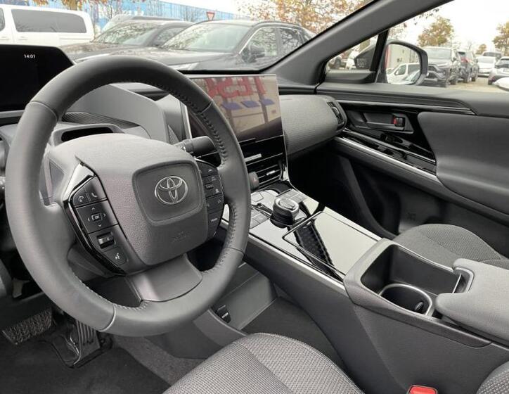 Toyota bZ4X 16