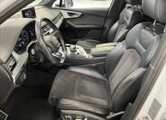 Audi Q7 22