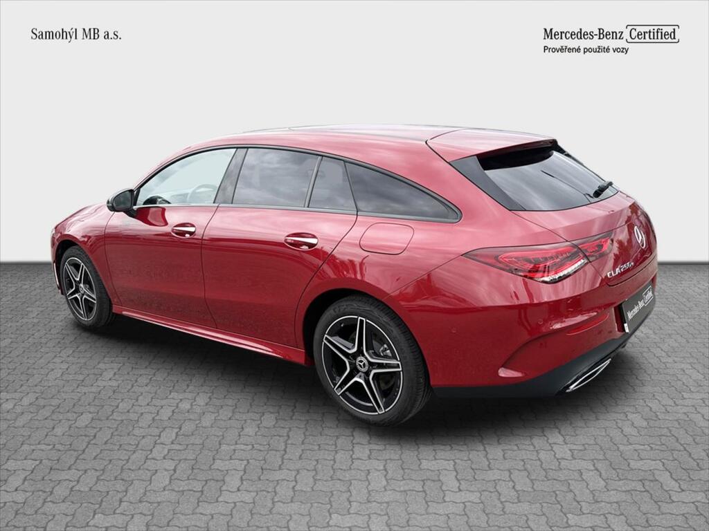 Mercedes-Benz CLA 3