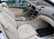Mercedes-Benz SL 24
