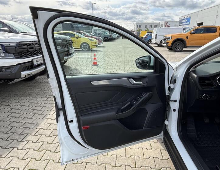 Ford Focus 18