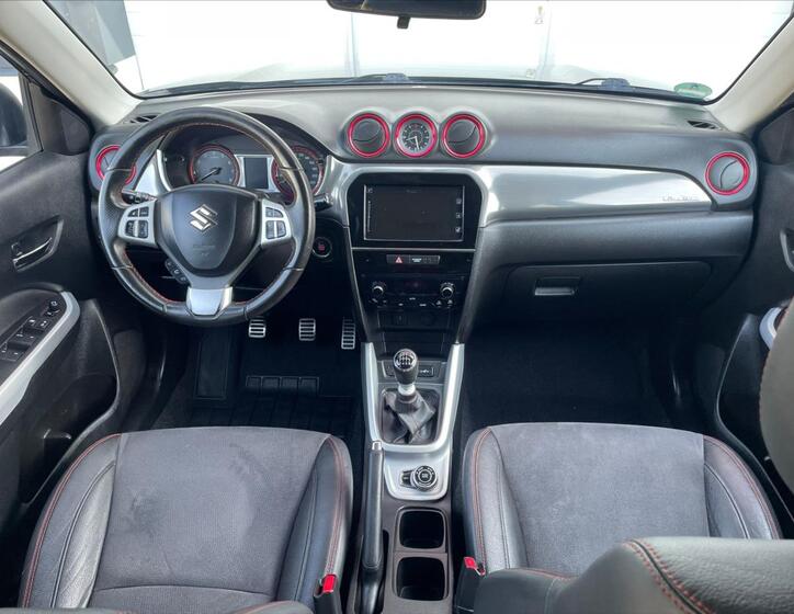 Suzuki Vitara 12