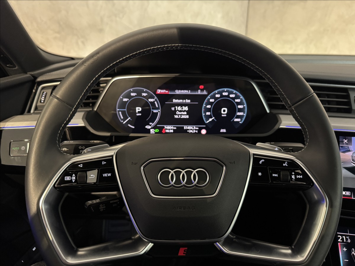 Audi e-tron