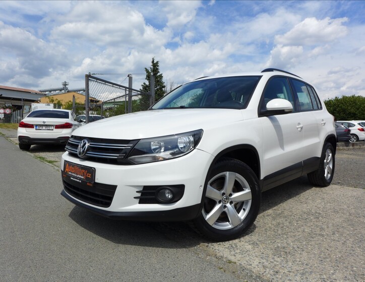Volkswagen Tiguan 1
