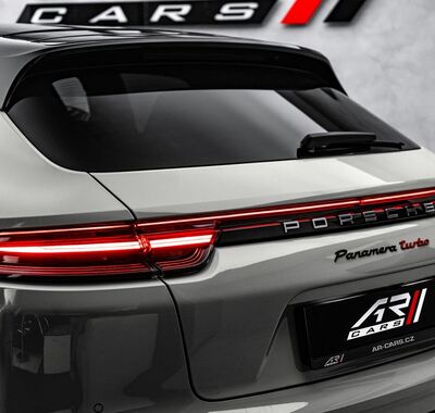 Porsche Panamera 9