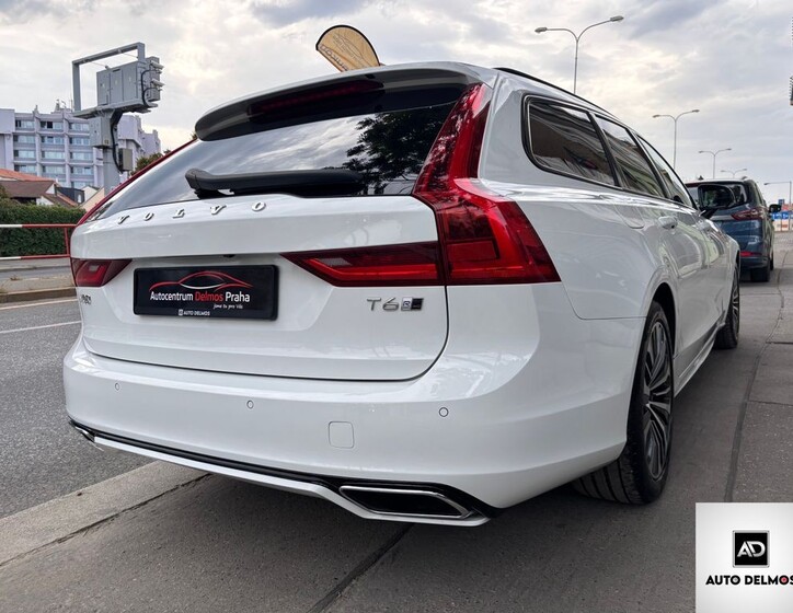 Volvo V90 46