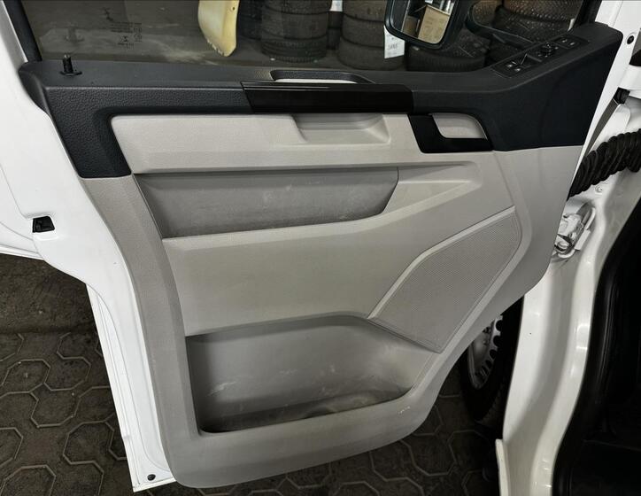 Volkswagen Transporter 14