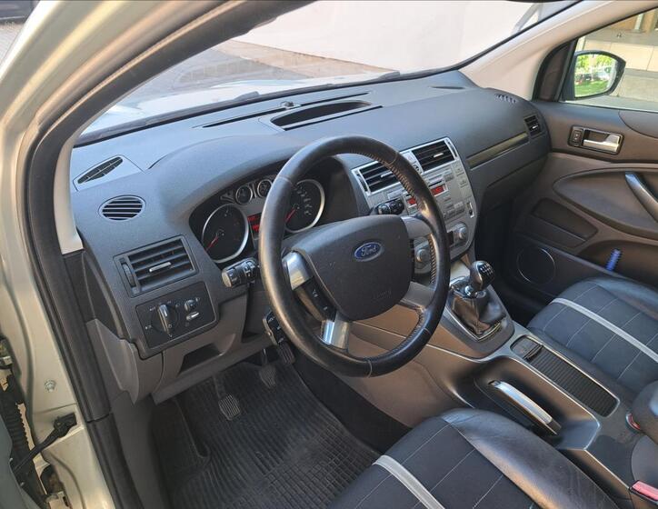 Ford Kuga 15